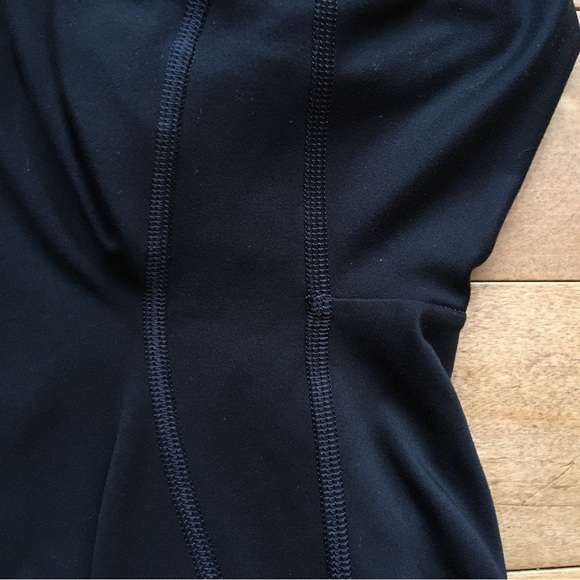 Gymshark crop black leggings - Picture 3 of 4